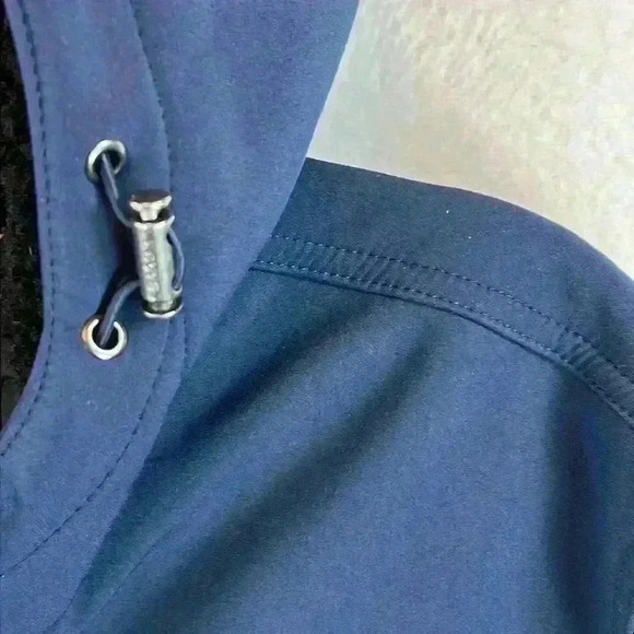 Levi's Men's Hooded Jacket Small Navy Blue Sherpa Lined Hood Quilted Lining - Picture 5 of 12